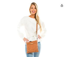 Load image into Gallery viewer, Medium Size Solid Modern Classic Crossbody Bag with Gold Plate
